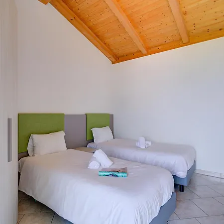 Casa Zaira 1 2Br In Caviano Gambarogno - Happy Rentals