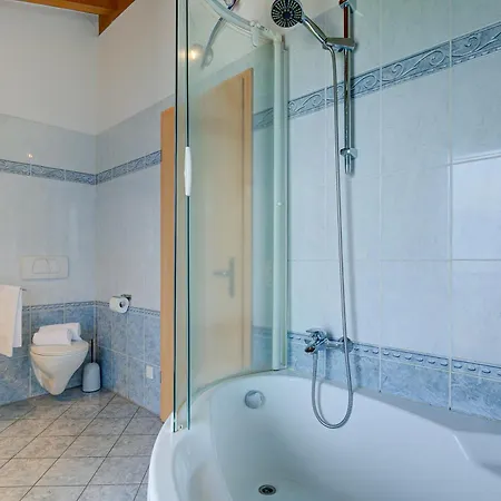 Apartmán Casa Zaira 1 2Br In Caviano Gambarogno - Happy Rentals Caviano