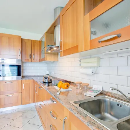 Casa Zaira 1 2Br In Caviano Gambarogno - Happy Rentals