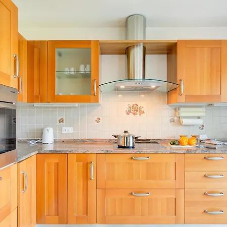 Casa Zaira 1 2Br In Caviano Gambarogno - Happy Rentals Caviano