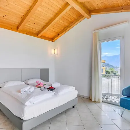 Casa Zaira 1 2Br In Caviano Gambarogno - Happy Rentals Apartmán *
