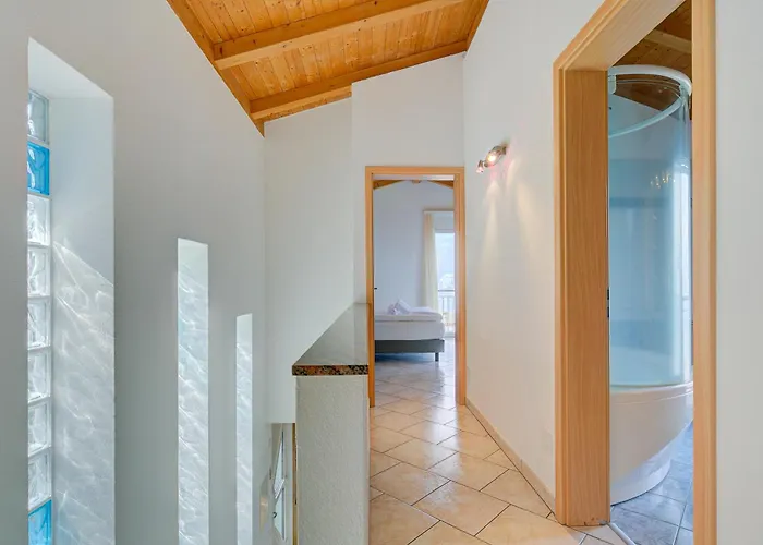 Casa Zaira 1 - Happy Lejlighed Caviano